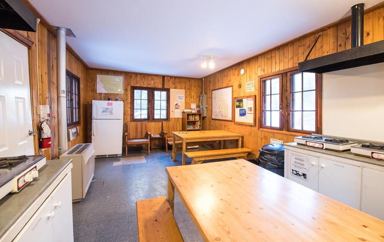 Hi Maligne Canyon - Hostel Jasper Exterior photo